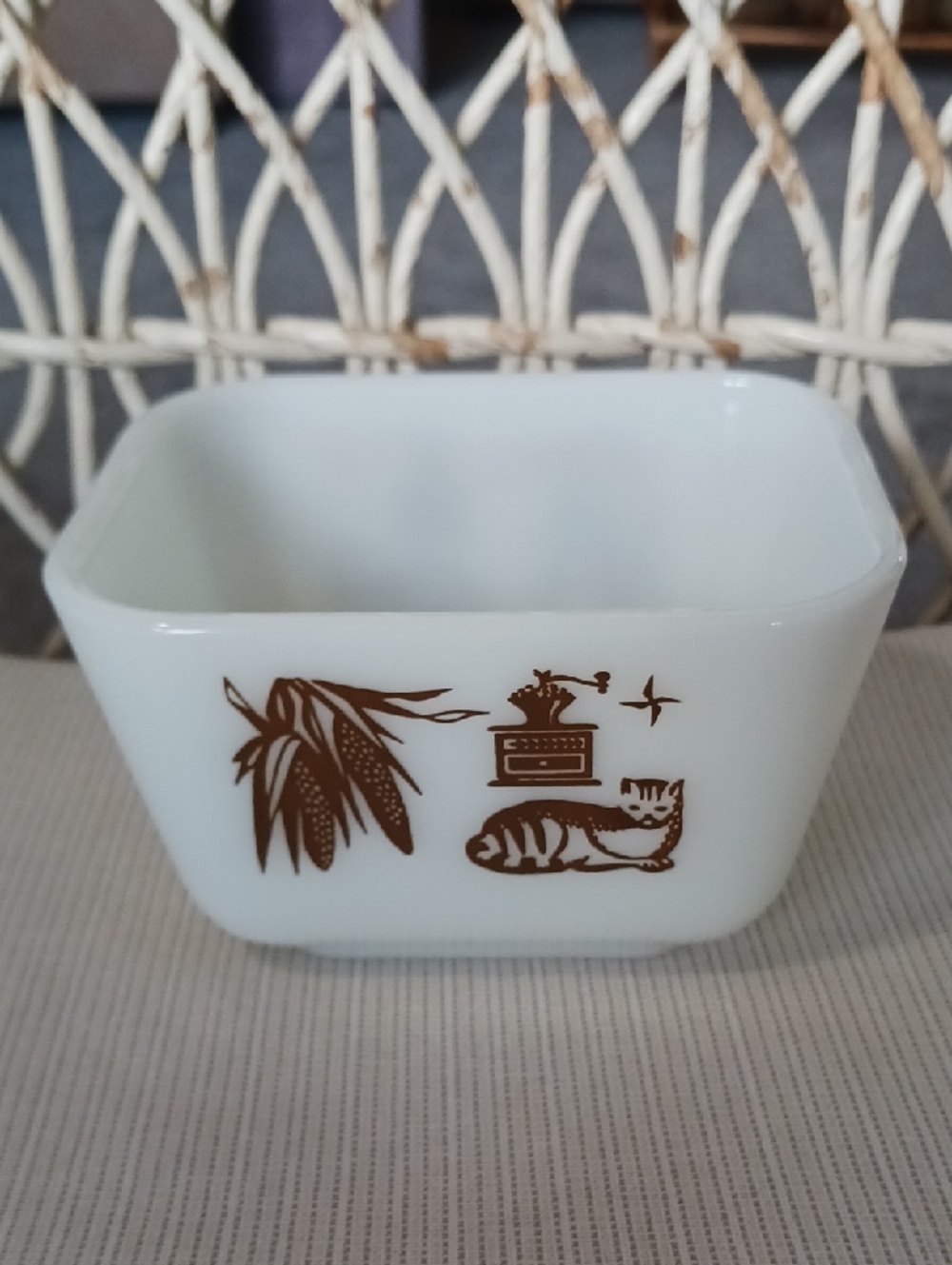Pyrex~ Early American Pattern -Small Refrigerator Dish, no lid